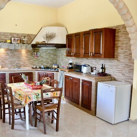 Casa Vacanze Rosa Brucoli Esterno foto