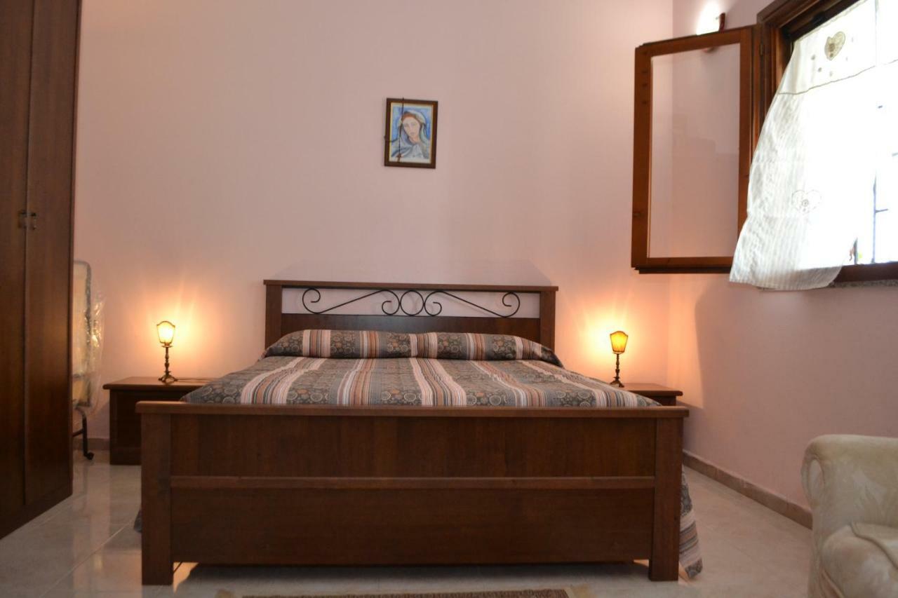 Casa Vacanze Rosa Brucoli Esterno foto